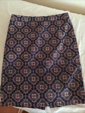 J.Crew Women's Printed Navy and Pink Patterned Skirt
